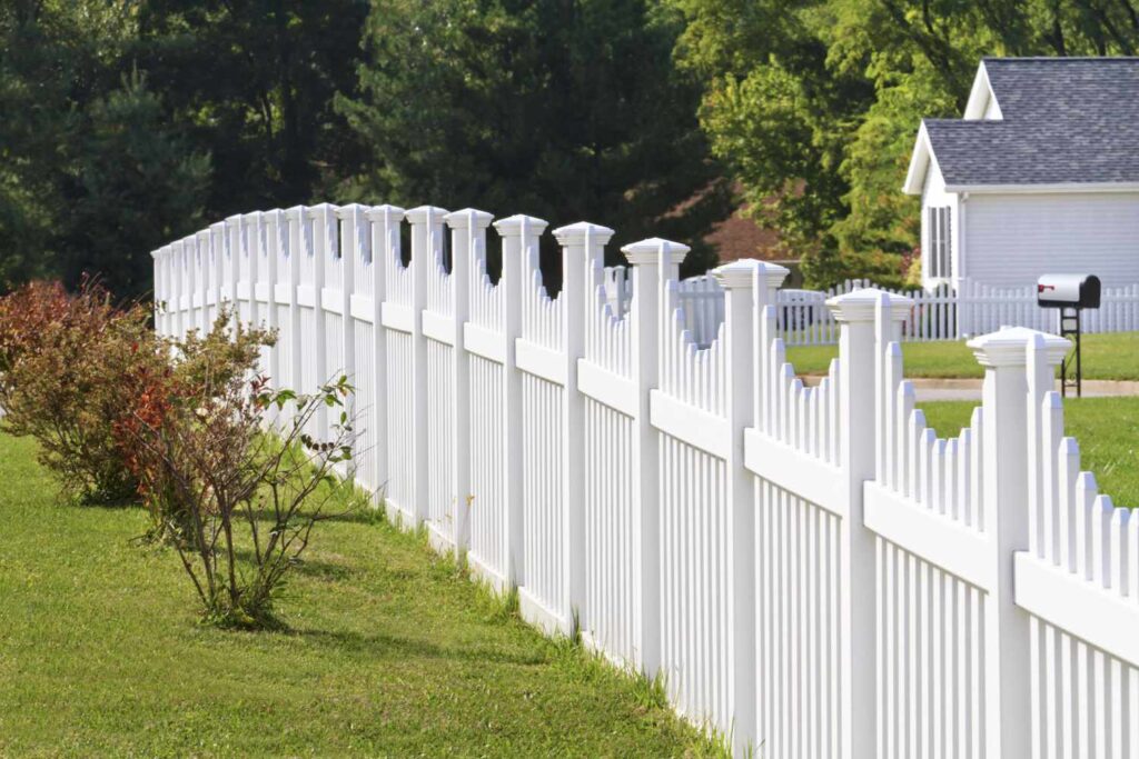 Key Factors To Consider When Choosing A Fence Company
